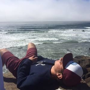 Meet your Posher, Grant